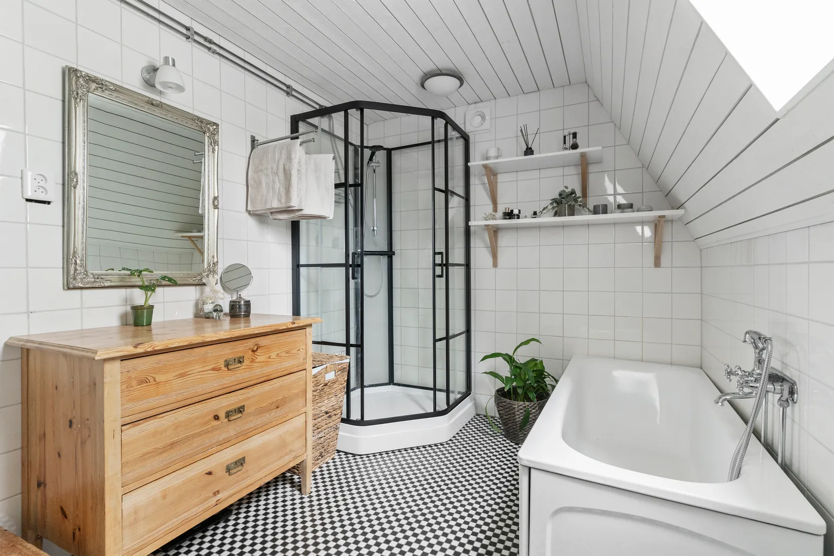 Villa, Odens väg 6, Vargön, Vänersborg