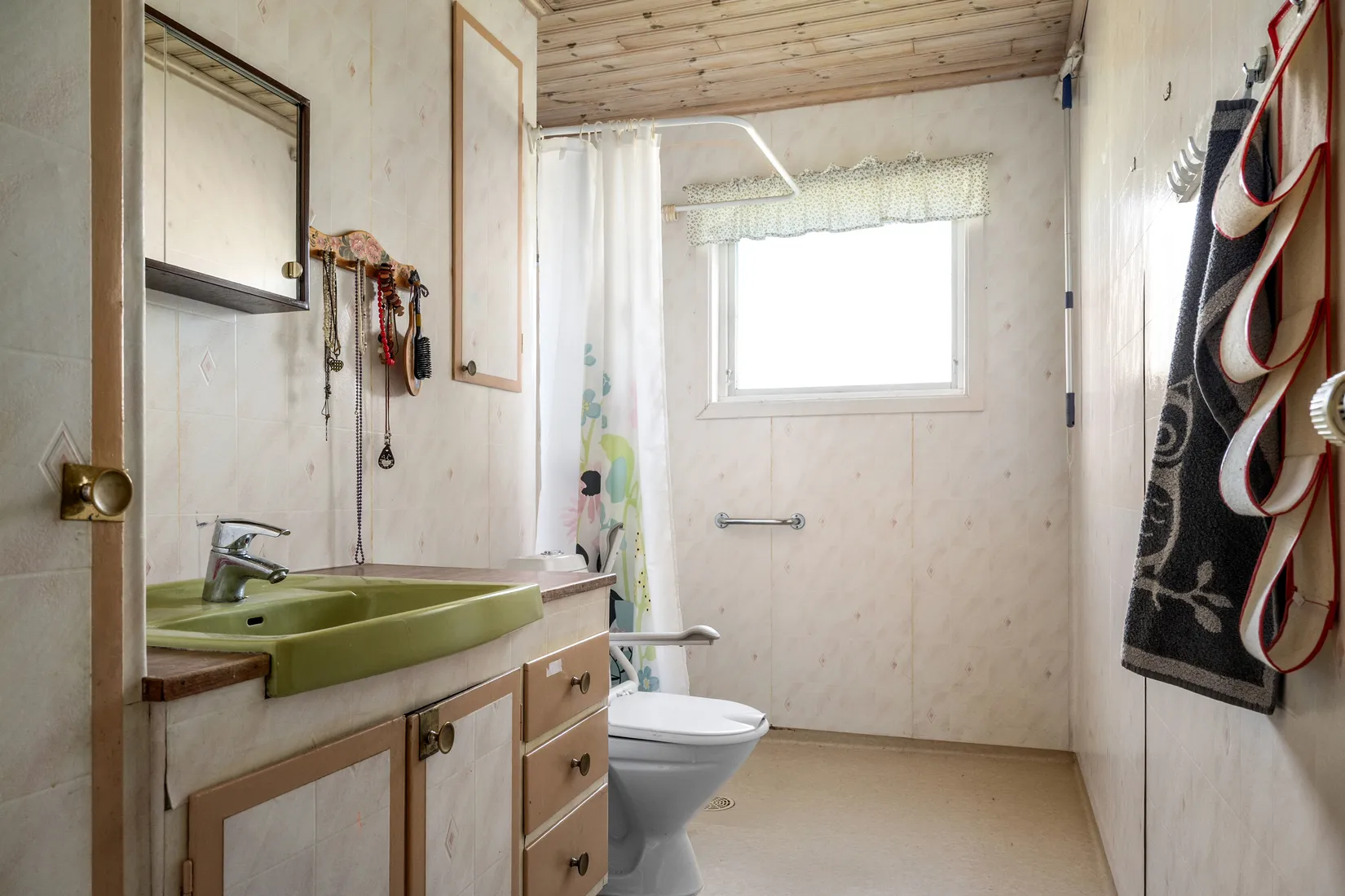 Villa, Knektgatan 12, Romme, Borlänge