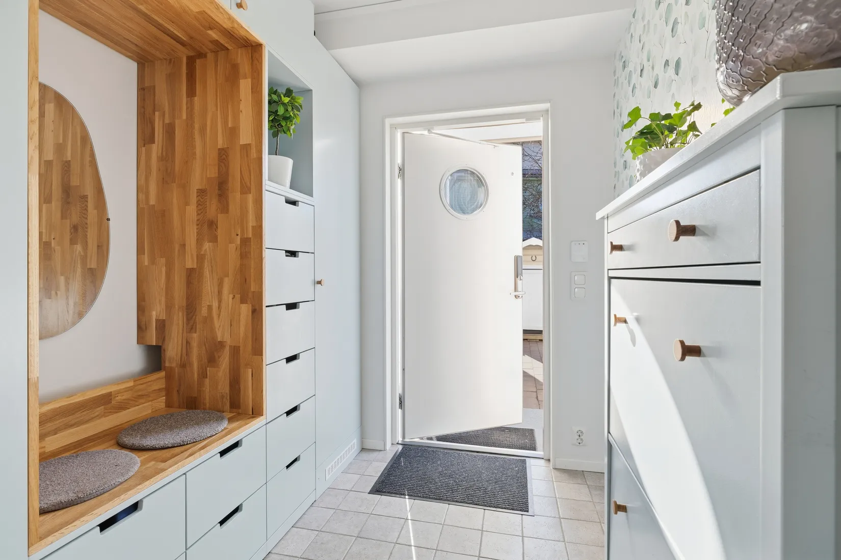 Villa, Radhus, Forskningsringen 56, Ursvik, Sundbyberg