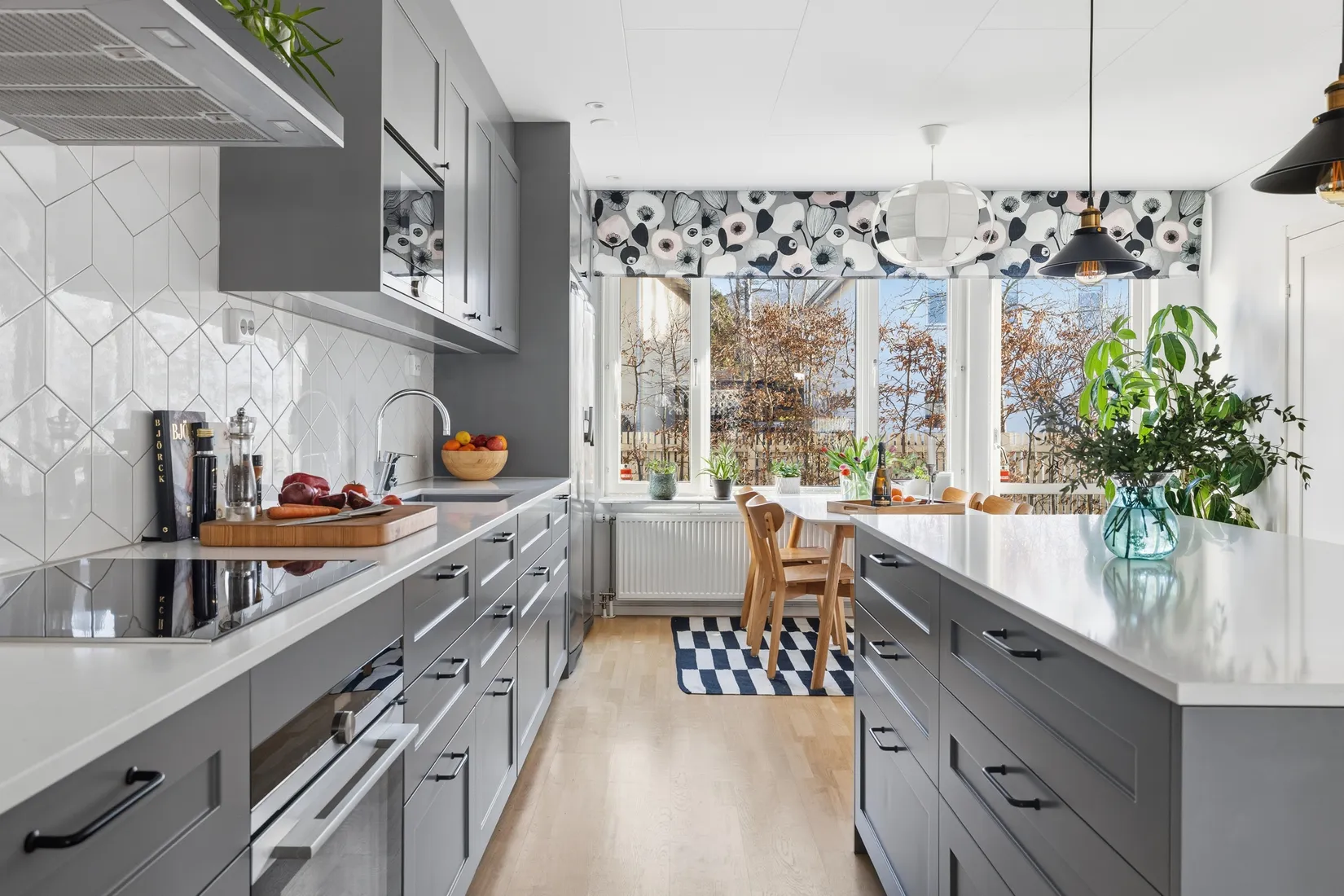 Villa, Radhus, Forskningsringen 56, Ursvik, Sundbyberg