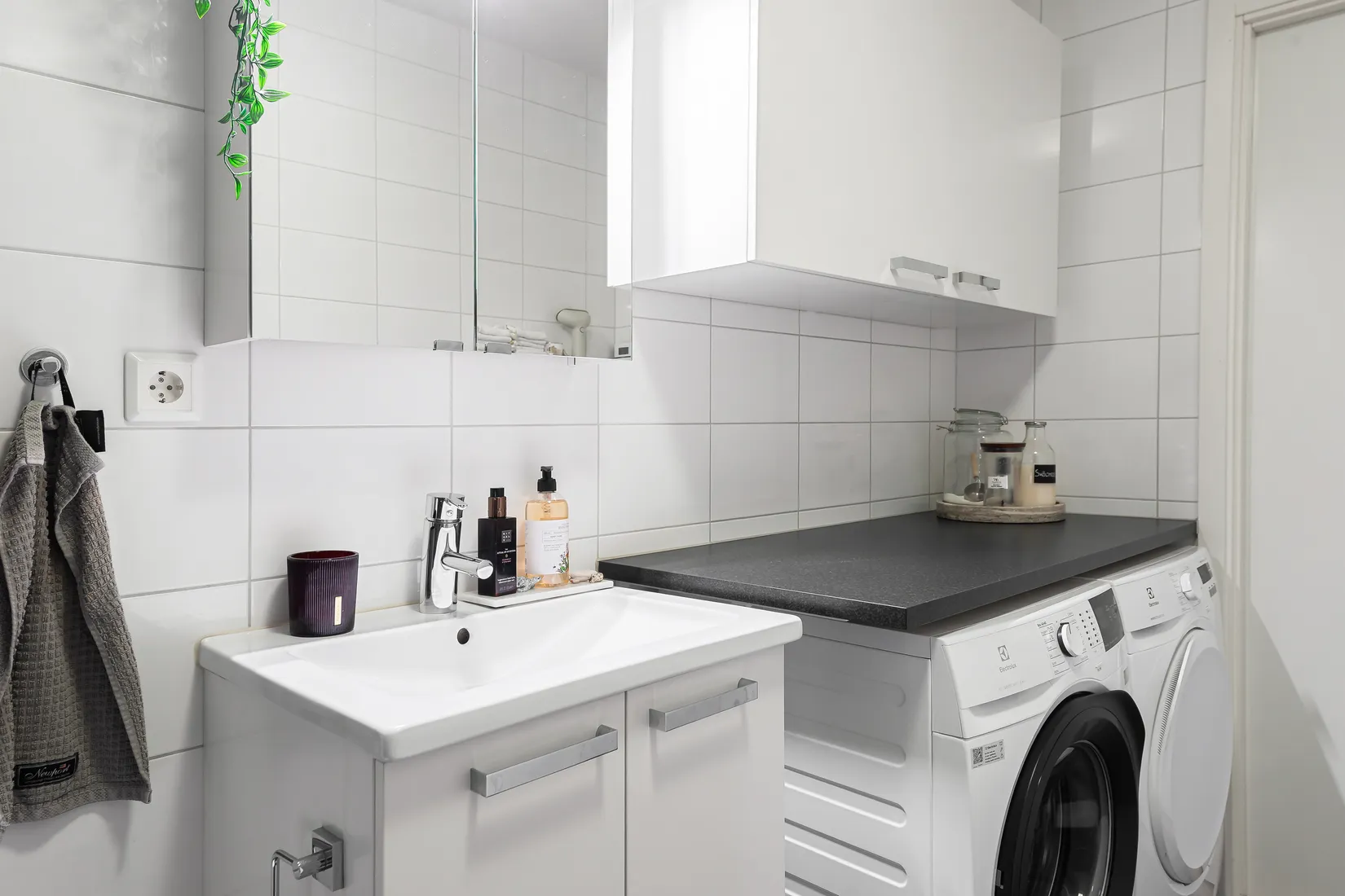 Bostadsrätt, Mariehällstorget 7, 4 tr., Bromma / Annedal, Stockholm