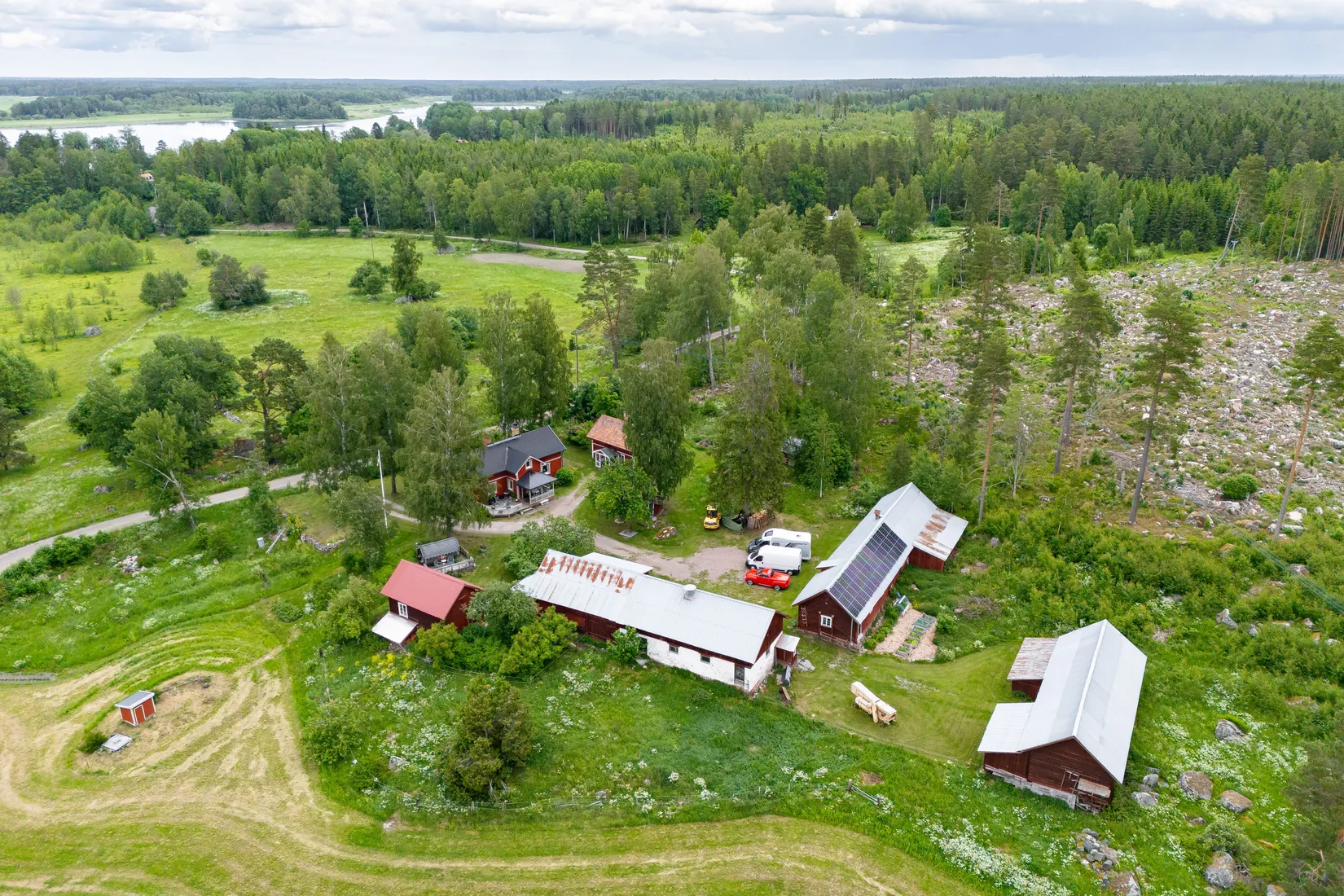Gård/Skog, Smultrongärde 302, Örbyhus, Tierp