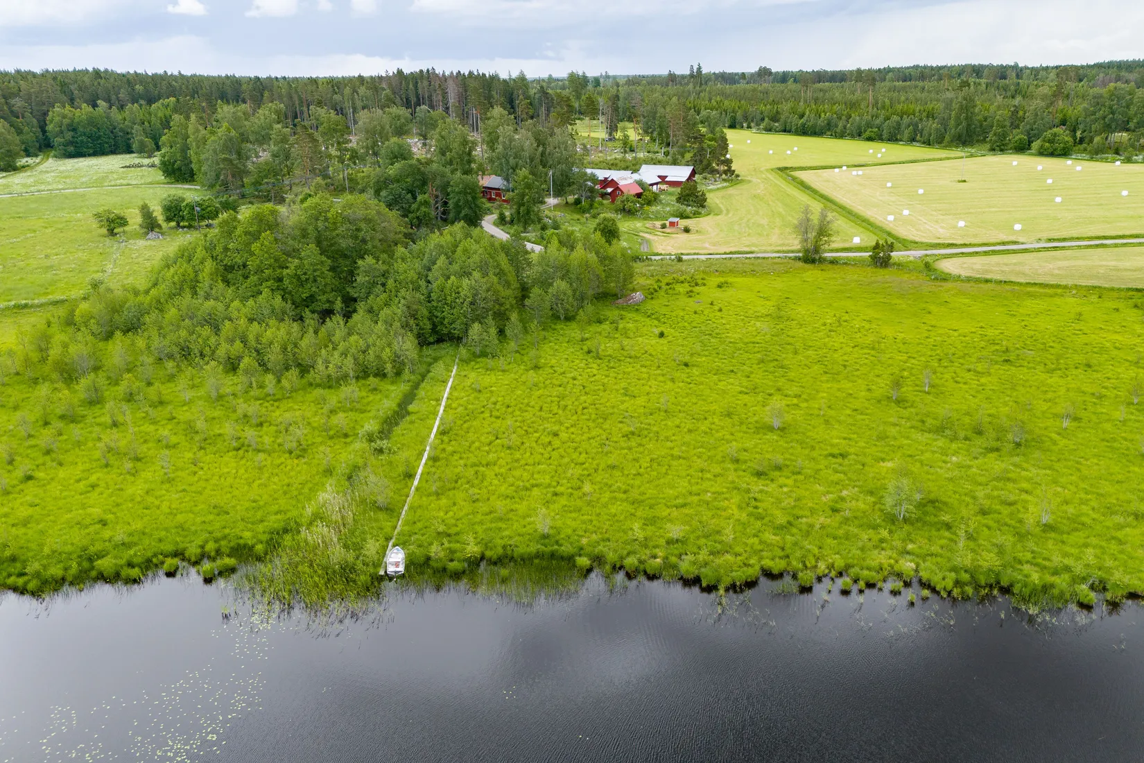 Gård/Skog, Smultrongärde 302, Örbyhus, Tierp
