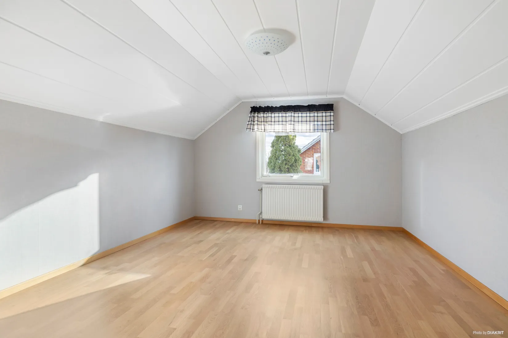 Villa, Roddaregatan 14, Fredriksberg, Vänersborg