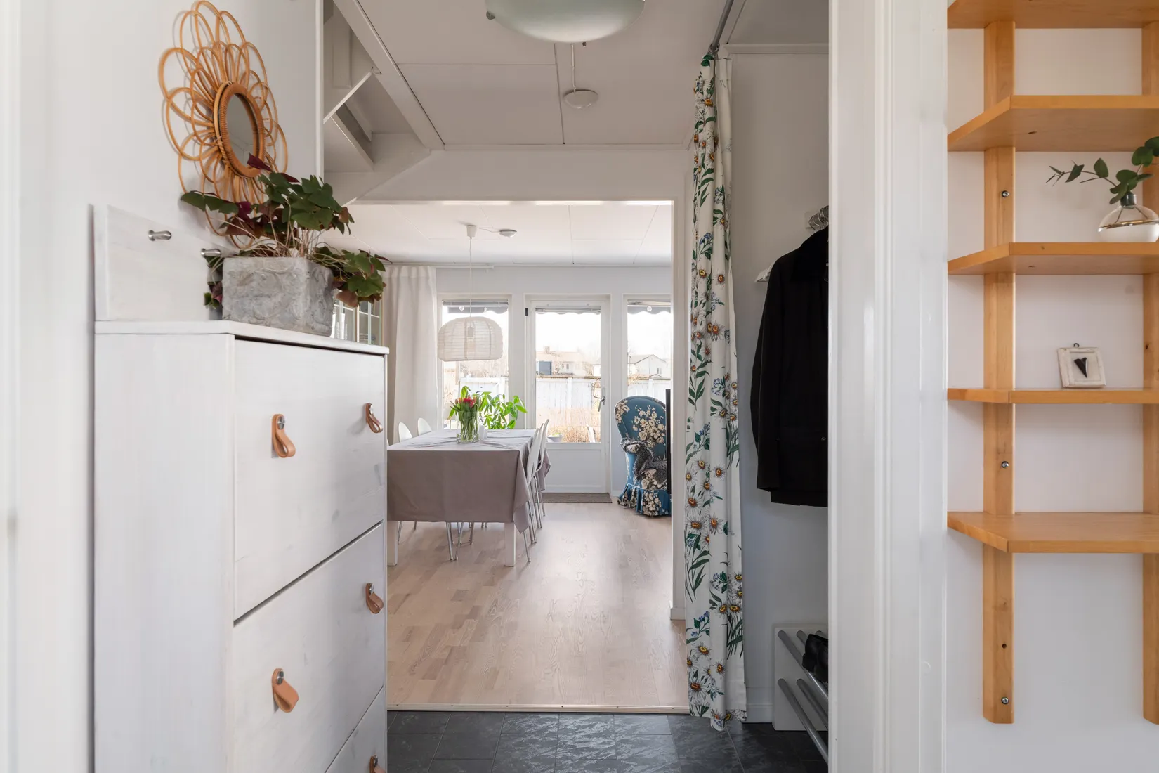 Villa, Radhus, Norrgårdsvägen 11B, Spånga - Solhem, Stockholm