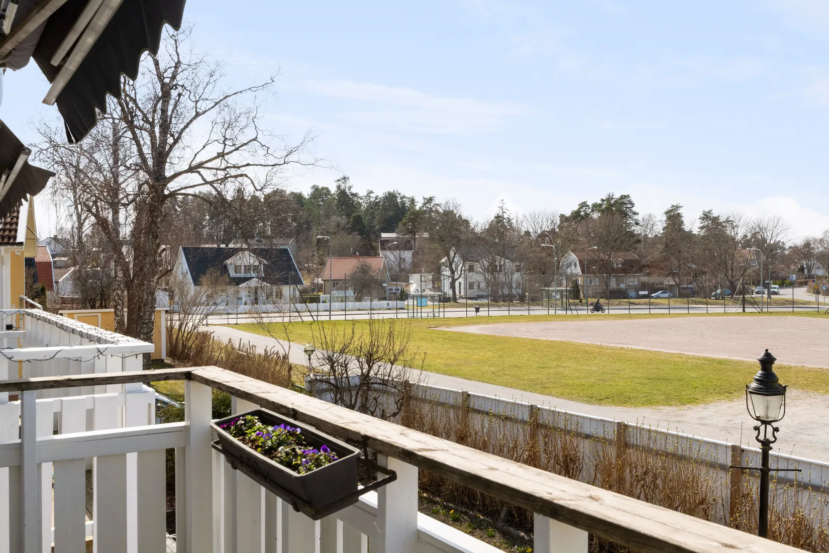 Villa, Radhus, Norrgårdsvägen 11B, Spånga - Solhem, Stockholm