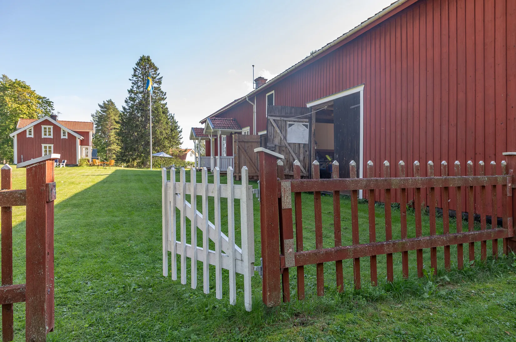 Gård/Skog, Semesterhemsvägen 9, Trästa - Grisslehamn, Norrtälje