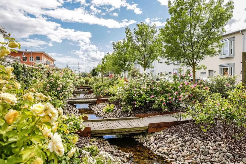 Villa, Radhus, Kryssgränd 37, Strandstaden, Lomma