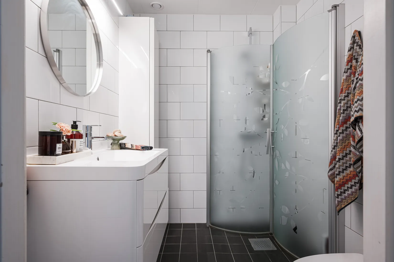 Villa, Radhus, Gigagatan 7, Boda, Borås