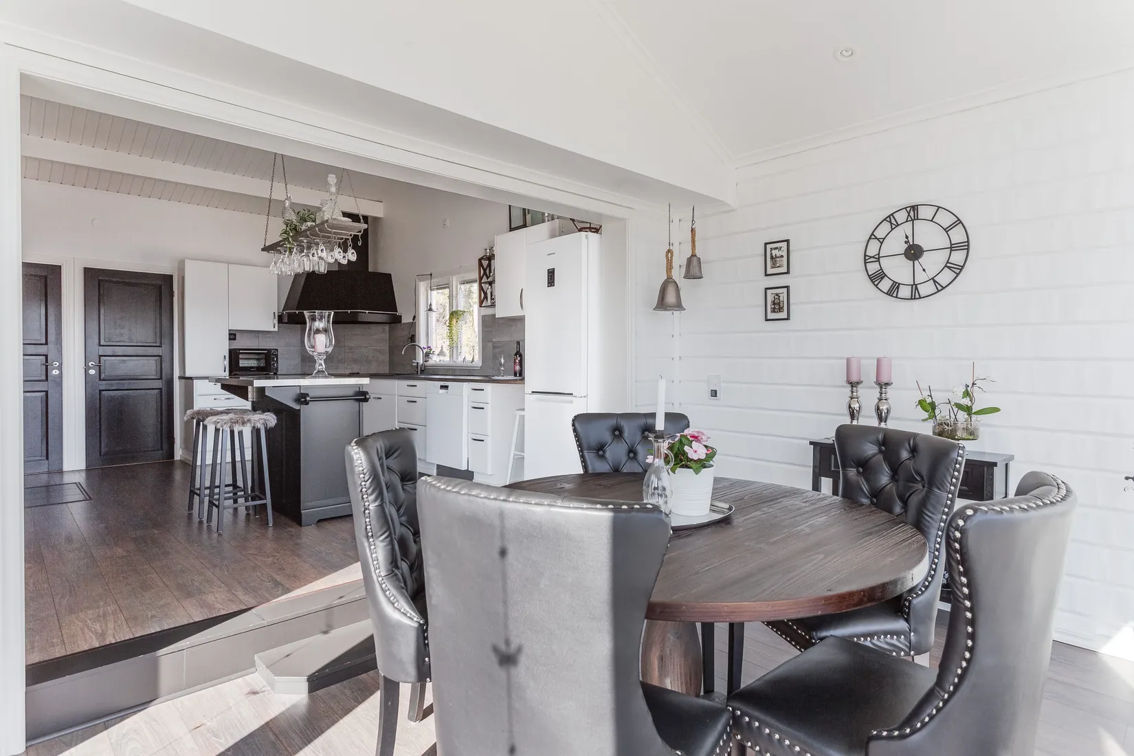 Villa, Bänkåsviken 210, Sundsvall