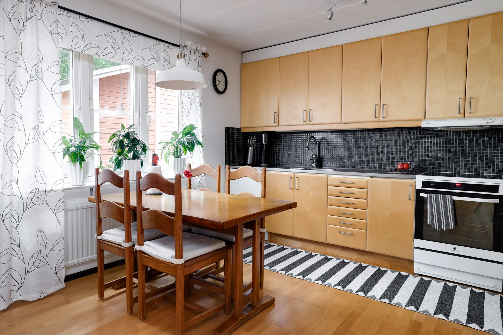 Villa, Brevduvegatan 78, Björkhaga, Örebro