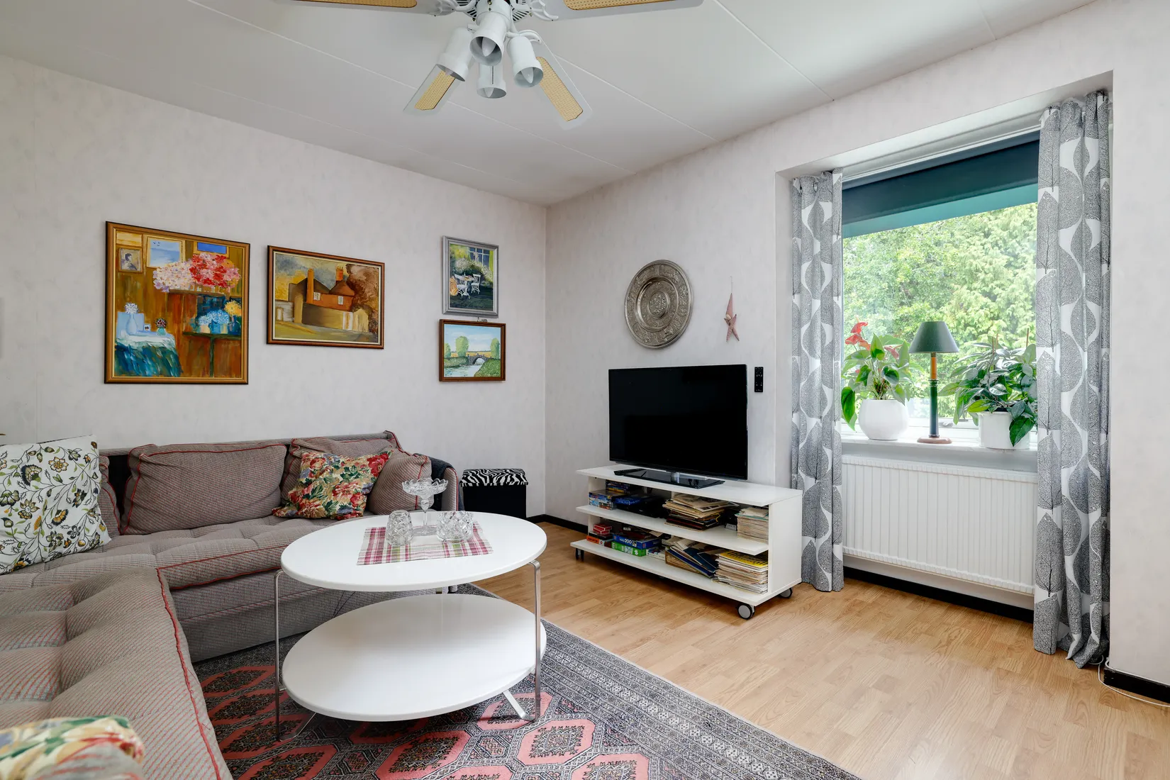 Villa, Brevduvegatan 78, Björkhaga, Örebro