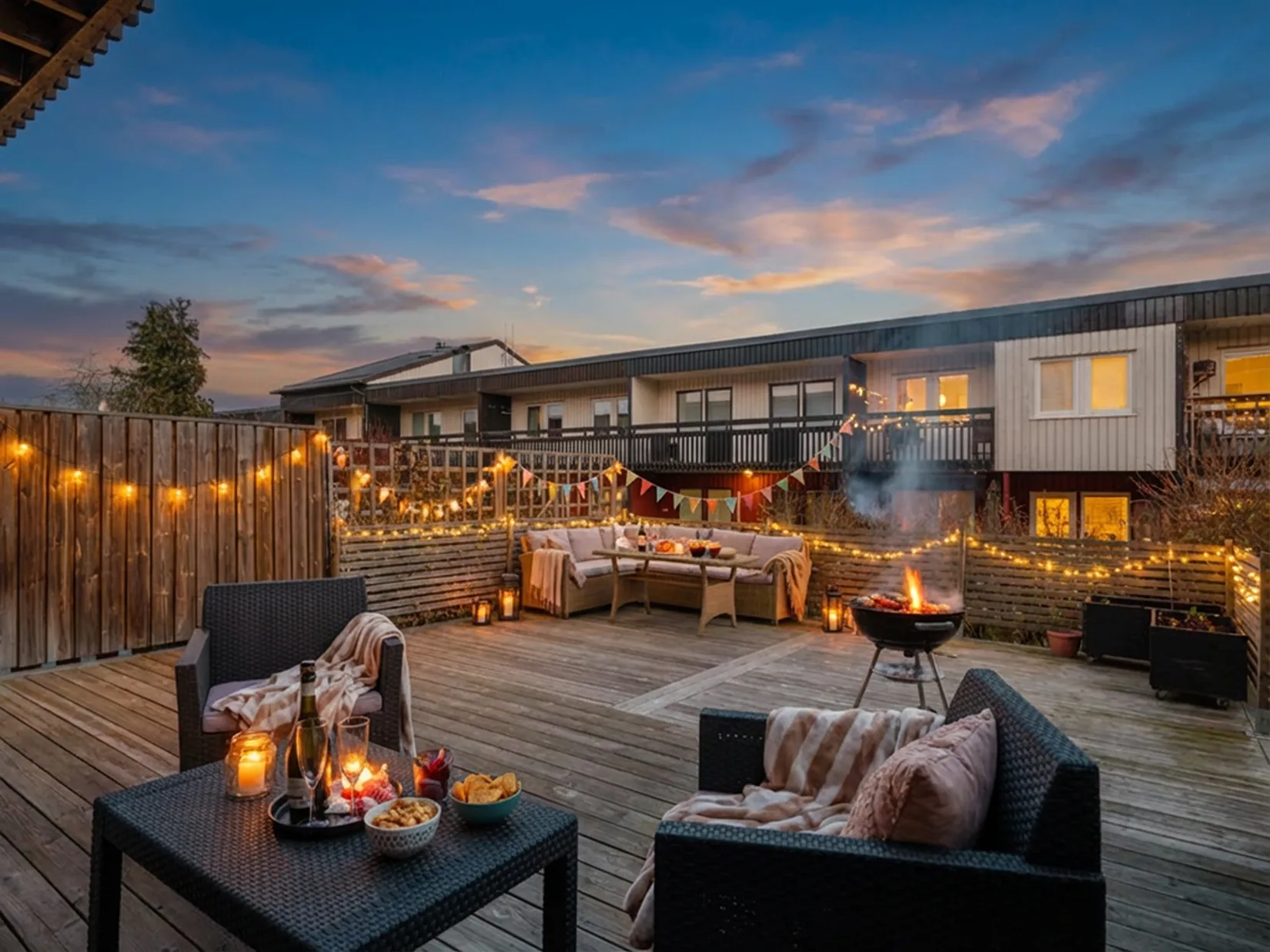 Villa, Radhus, Lomvägen 381, Kärrdal, Sollentuna