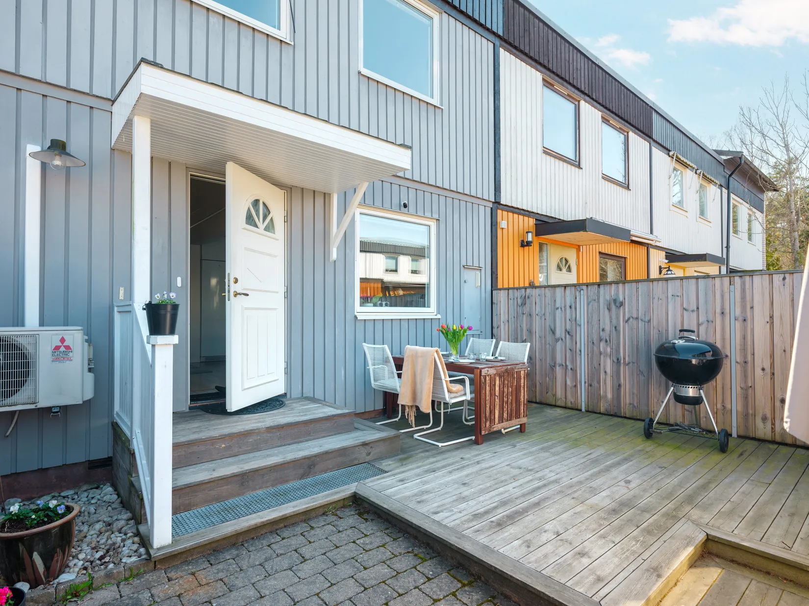 Villa, Radhus, Lomvägen 381, Kärrdal, Sollentuna