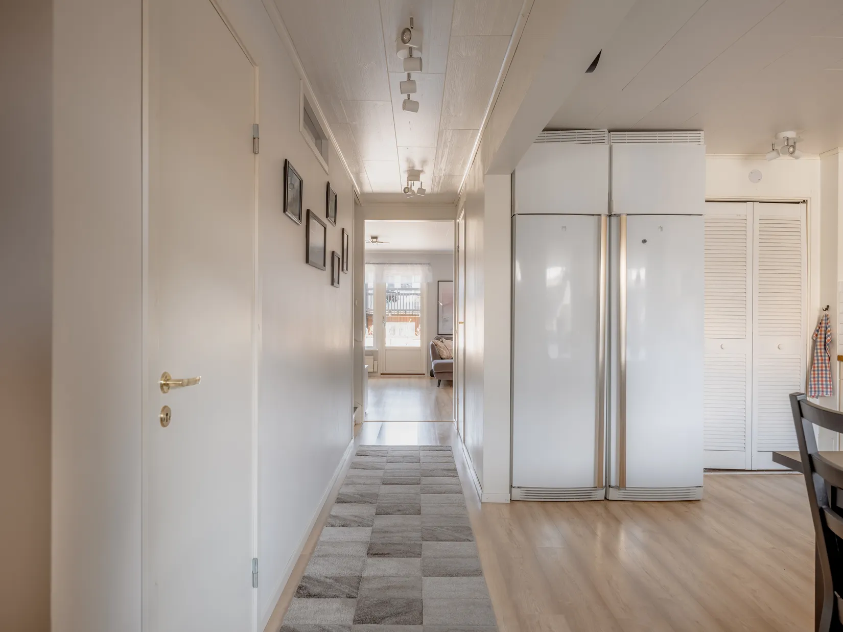 Villa, Radhus, Lomvägen 381, Kärrdal, Sollentuna