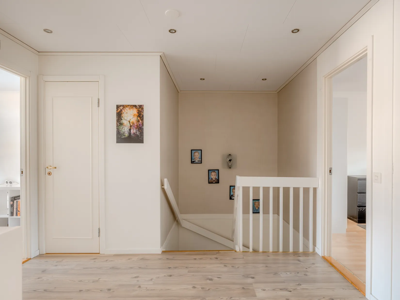 Villa, Radhus, Lomvägen 381, Kärrdal, Sollentuna