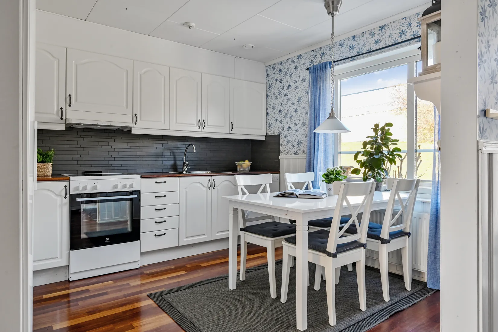 Bostadsrätt, Neptunigränd 71, Prästgårdsmarken/Prästhagen, Upplands Väsby