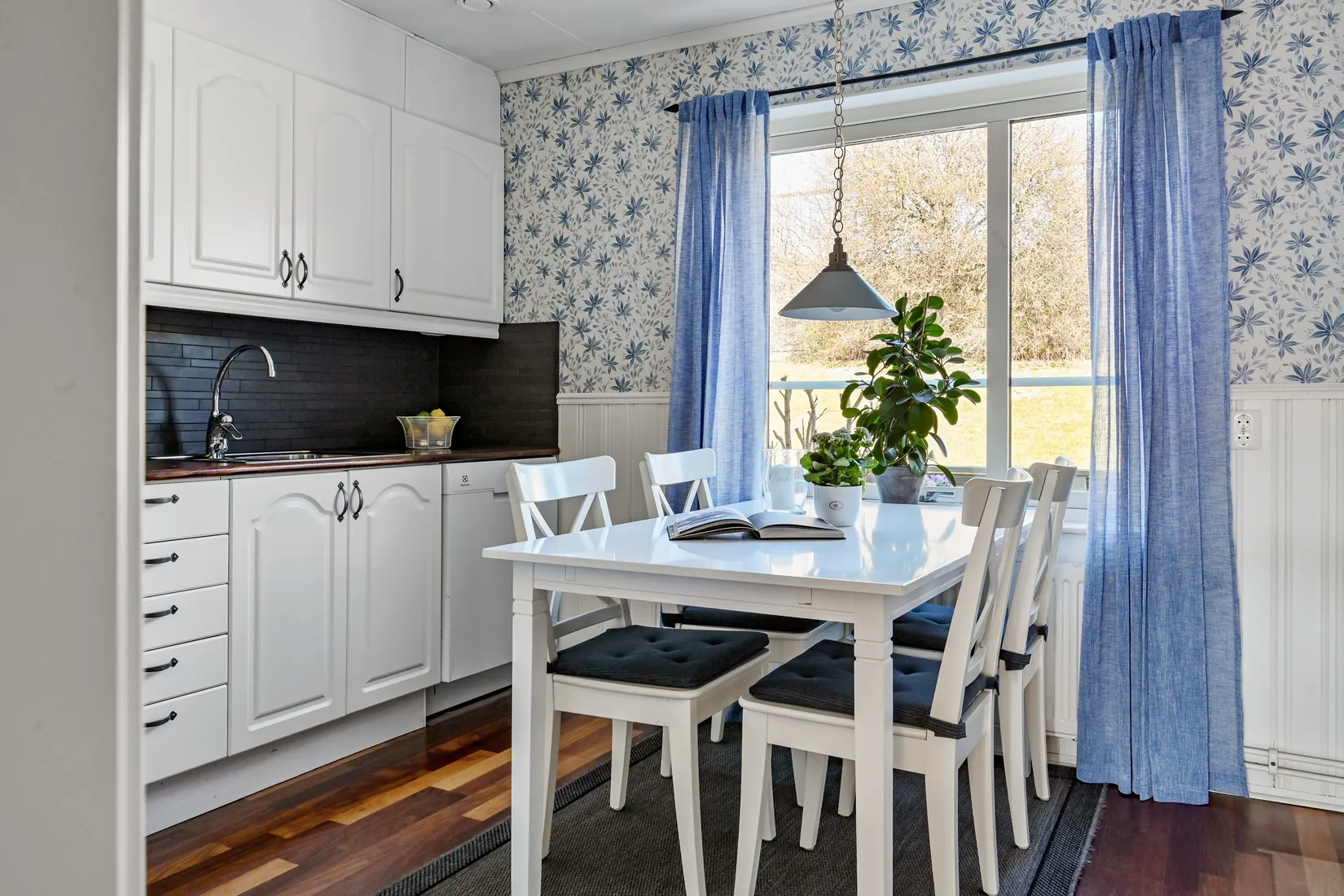 Bostadsrätt, Neptunigränd 71, Prästgårdsmarken/Prästhagen, Upplands Väsby