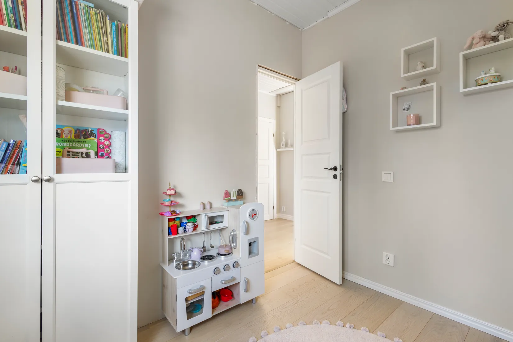 Villa, Rönninge skolväg 3, Rönninge, Salem