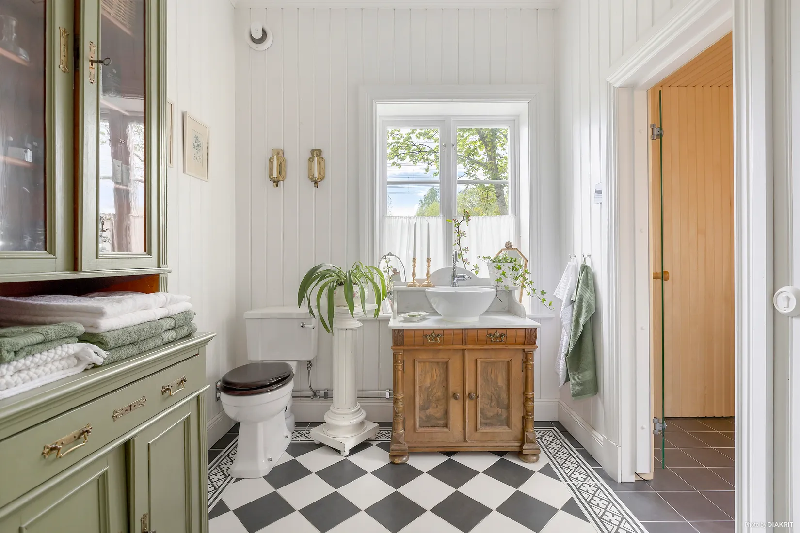 Villa, Hovsta Banväg 36, Hovsta, Örebro