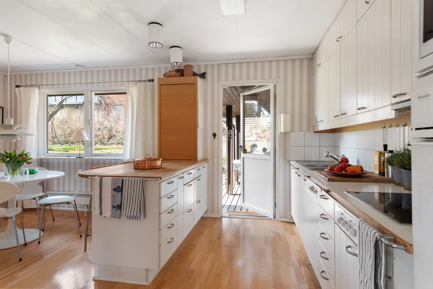 Villa, Enstavägen 57, Ensta, Täby