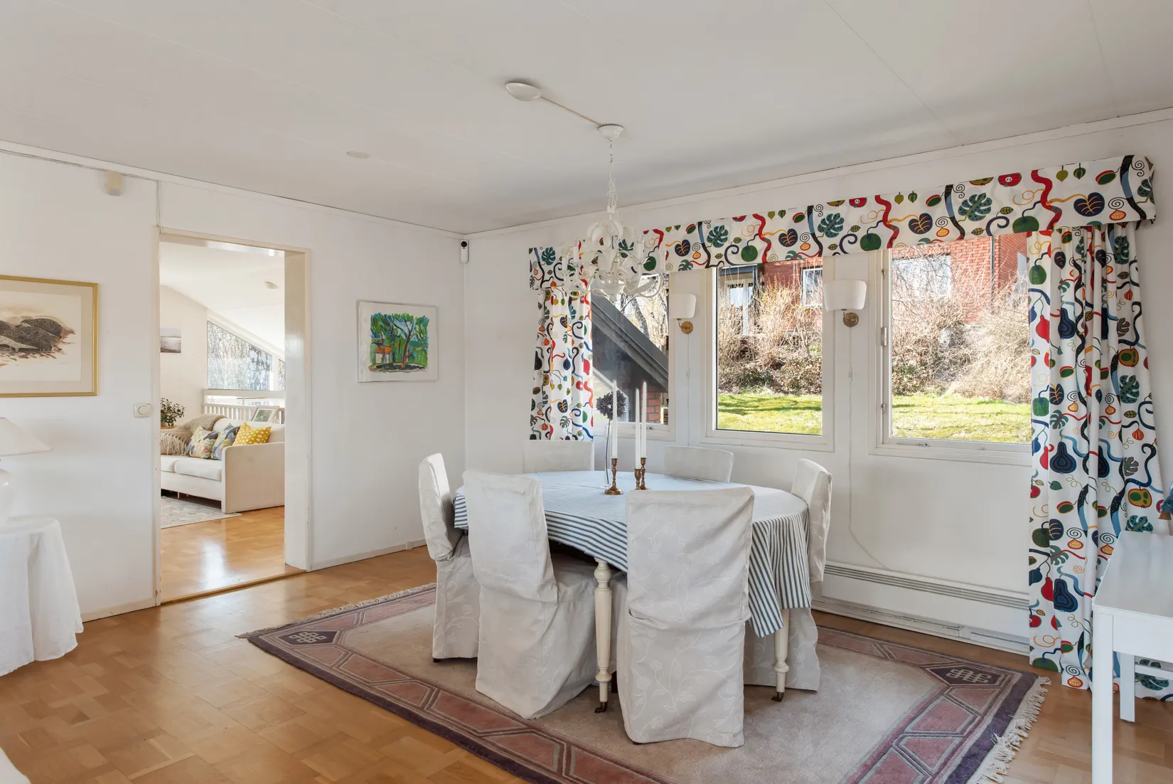 Villa, Enstavägen 57, Ensta, Täby