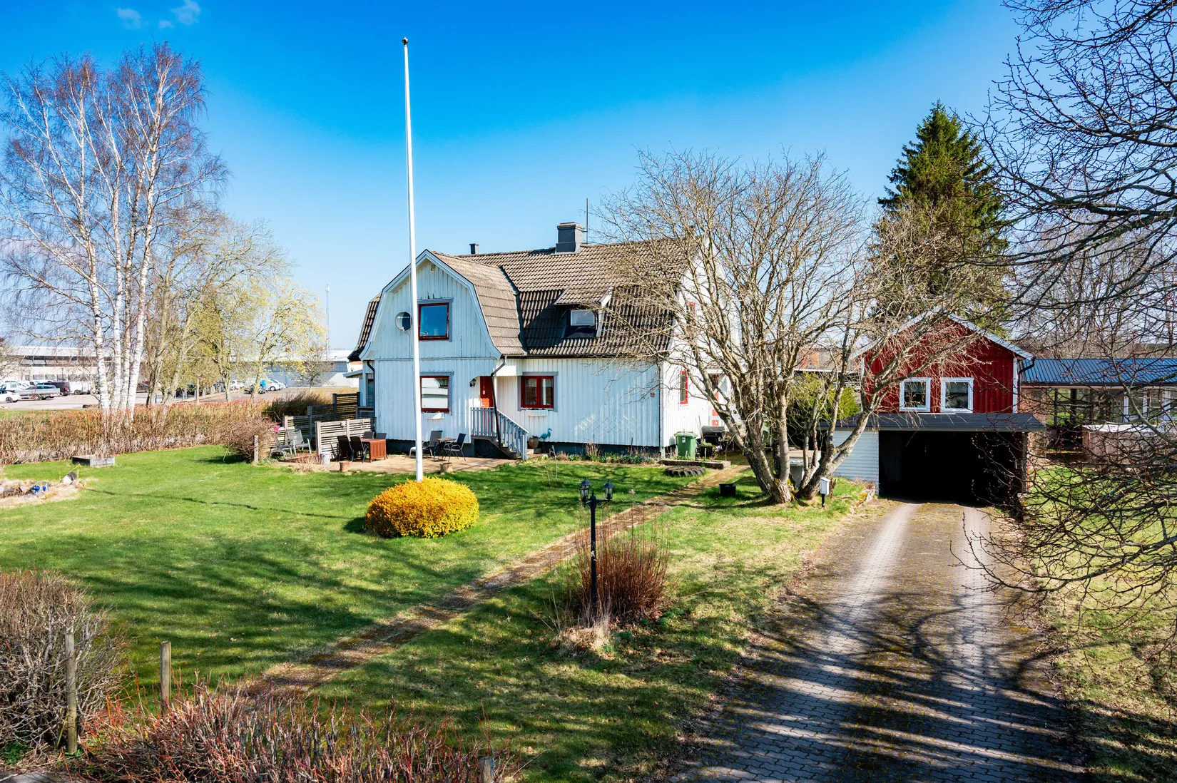 Villa, Skogsvägen 1, Emtunga, Vara