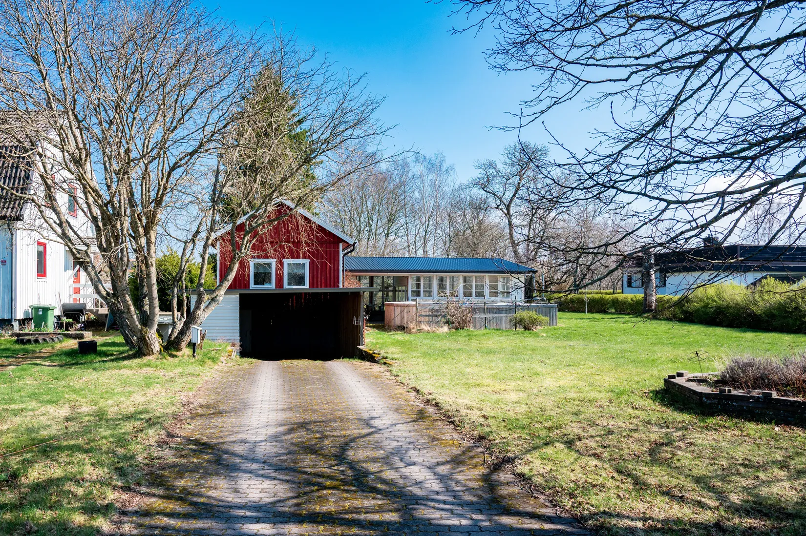 Villa, Skogsvägen 1, Emtunga, Vara