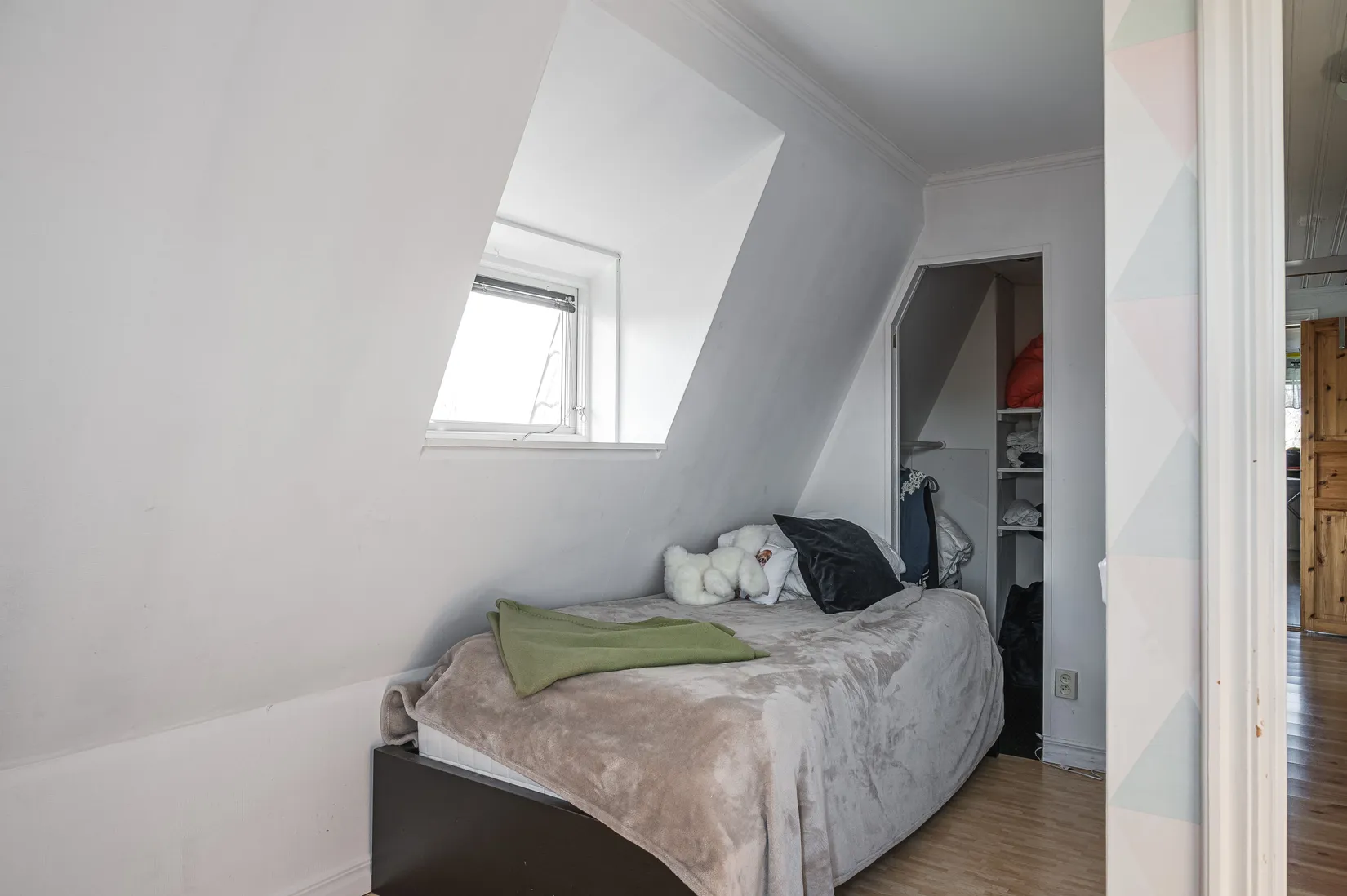 Villa, Skogsvägen 1, Emtunga, Vara