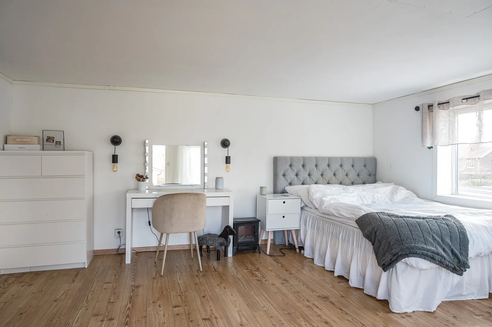 Villa, Skogsvägen 1, Emtunga, Vara