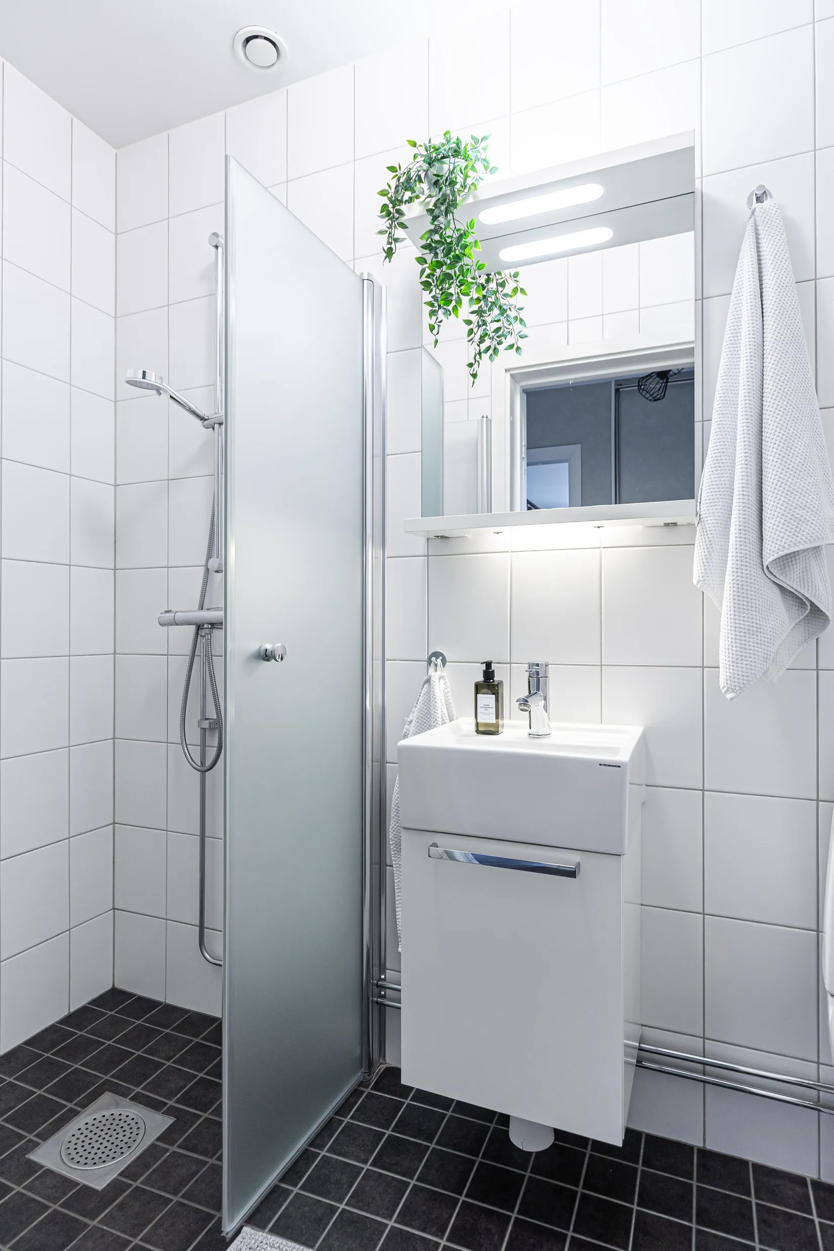 Bostadsrätt, Råsegelgatan 12, Öster Mälarstrand, Västerås