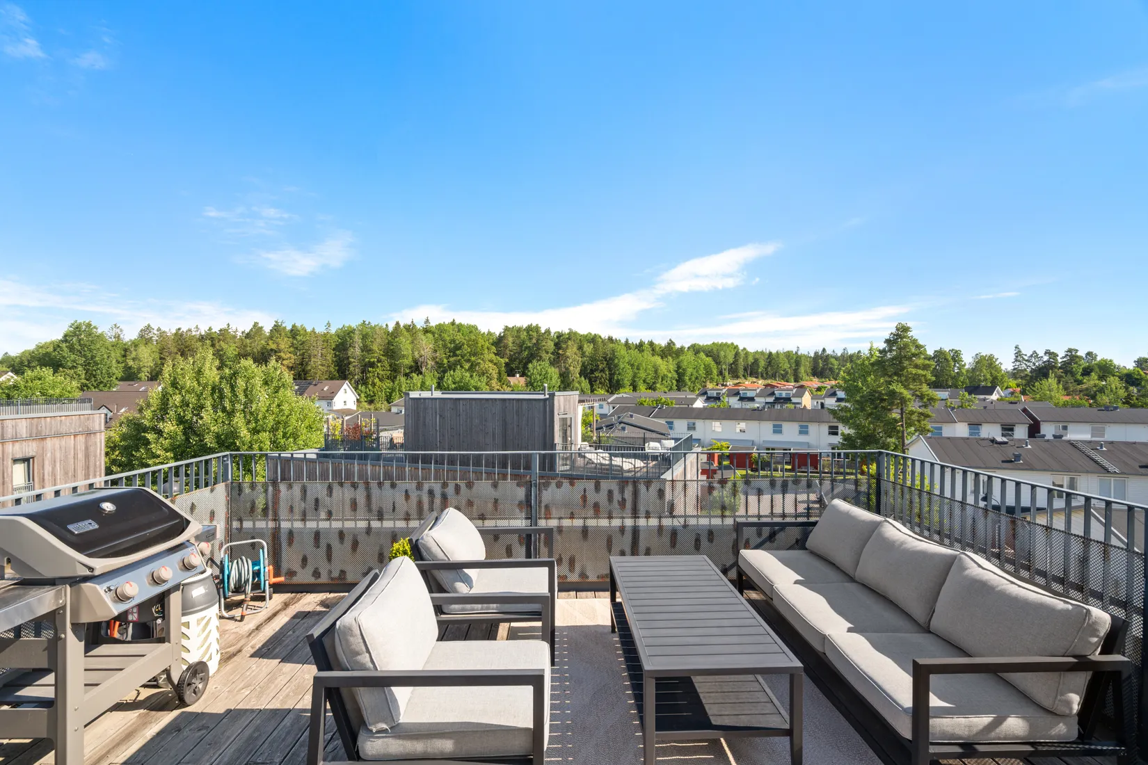 Radhus, Kvittenvägen 8, Vistaberg, Huddinge
