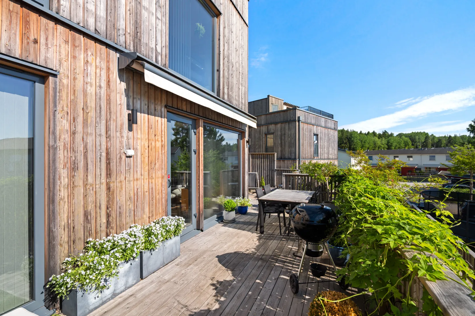 Radhus, Kvittenvägen 8, Vistaberg, Huddinge