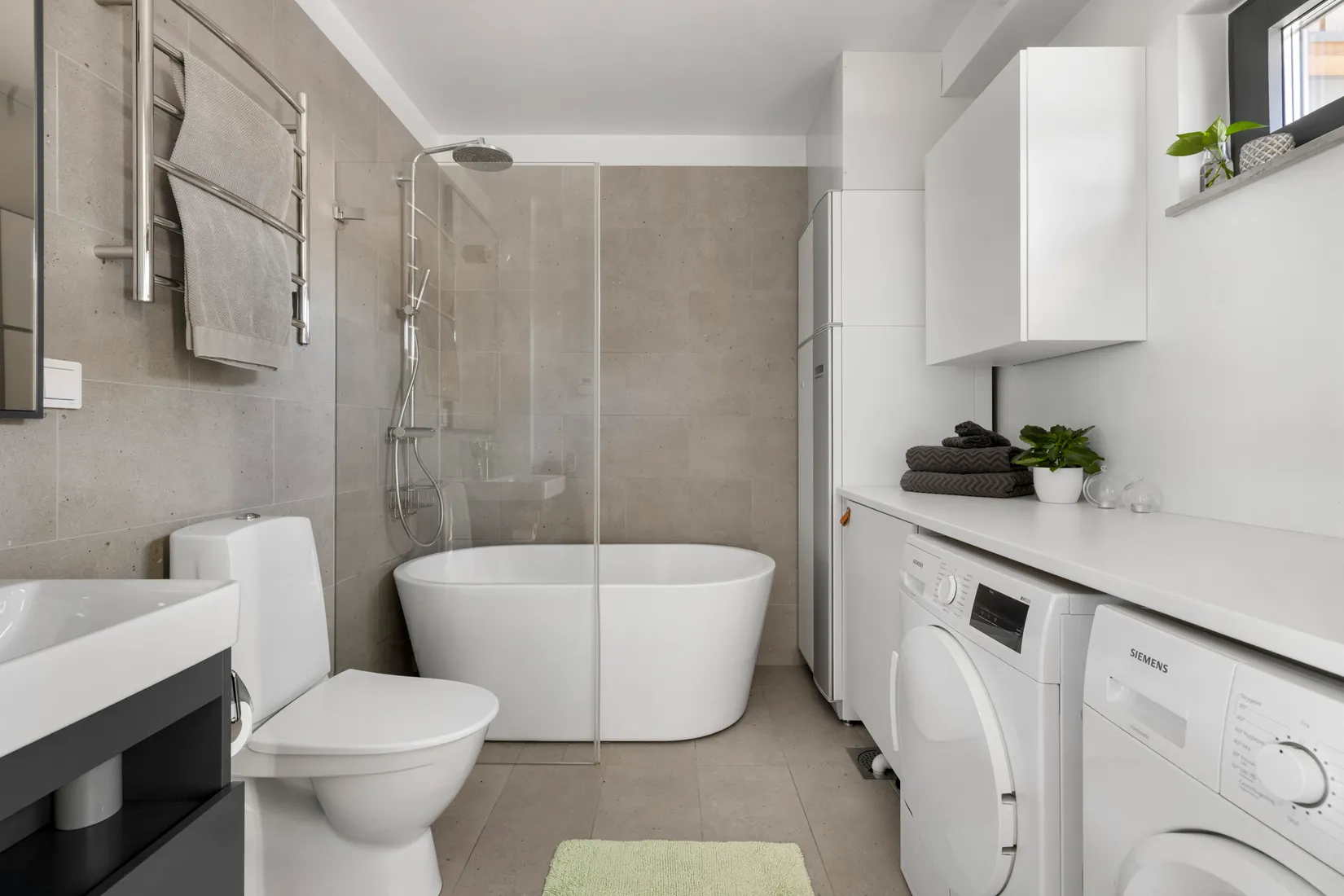 Radhus, Kvittenvägen 8, Vistaberg, Huddinge