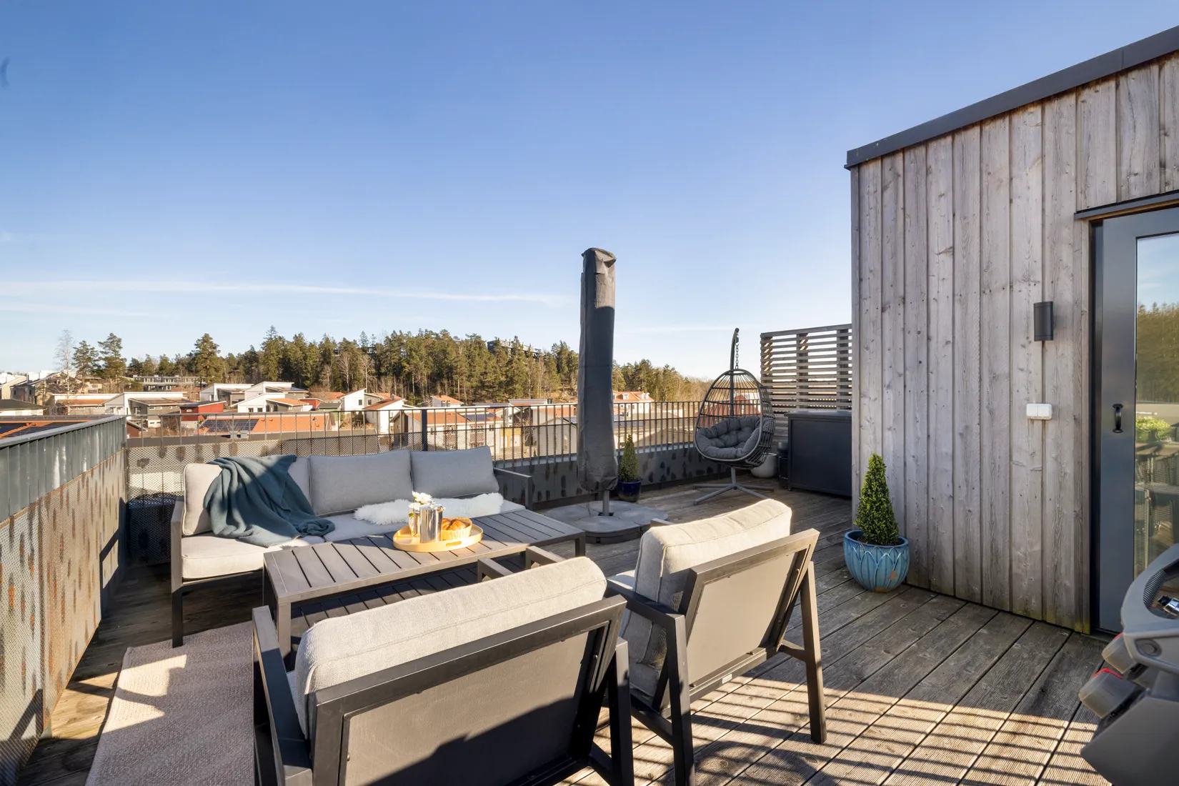 Radhus, Kvittenvägen 8, Vistaberg, Huddinge