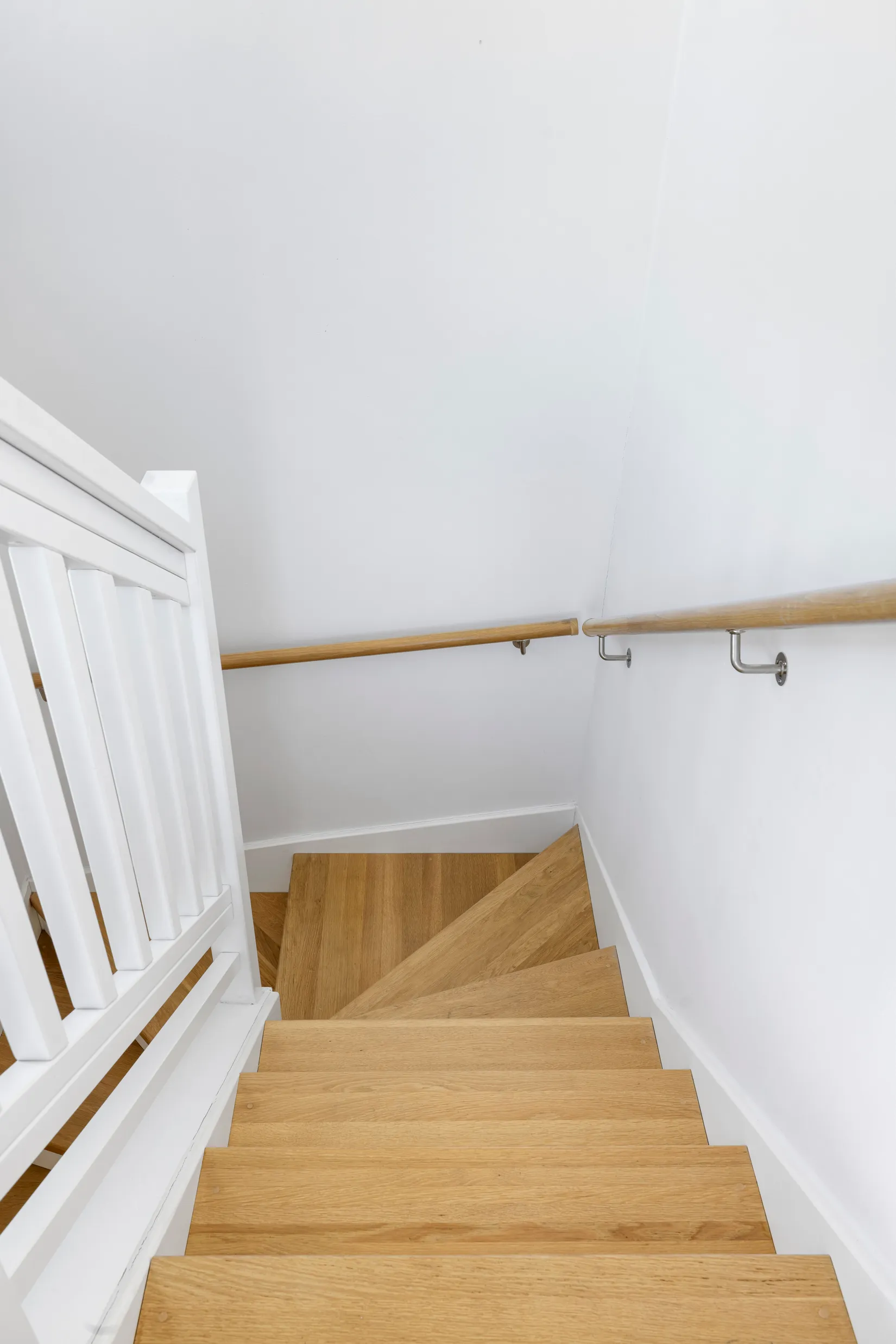 Radhus, Kvittenvägen 8, Vistaberg, Huddinge