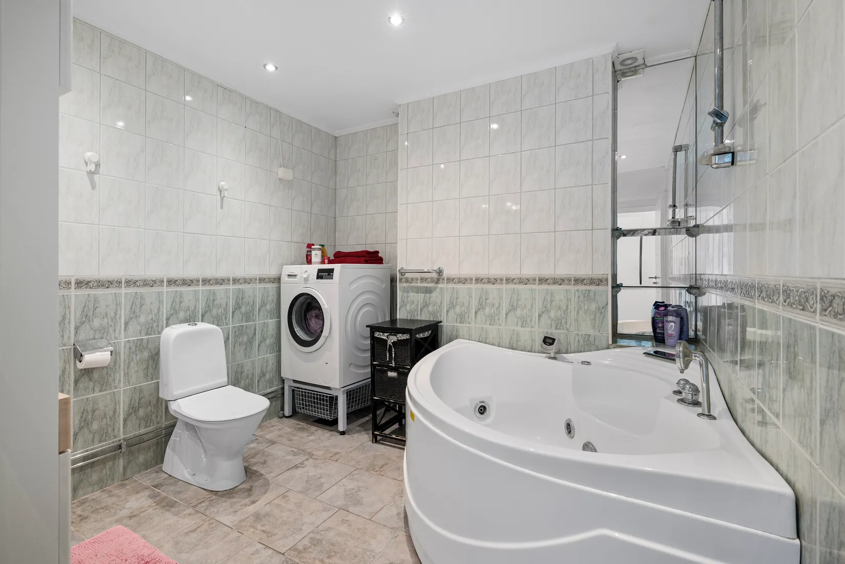 Villa, Kärrgränd 65, Kälvesta, Stockholm