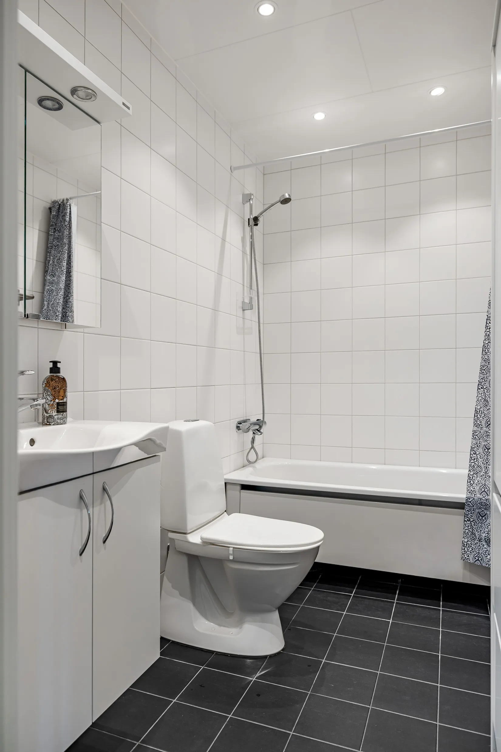 Bostadsrätt, Radhus, Britta Hazelius väg 22, Lilla Källviken, Falun