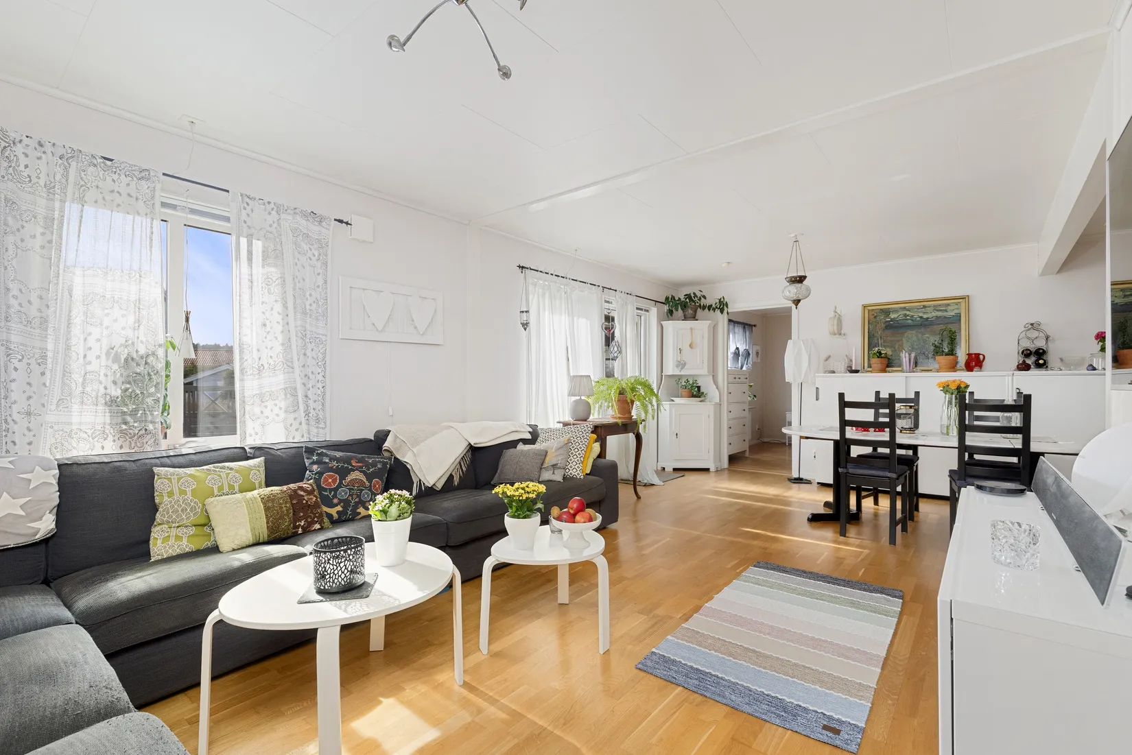 Villa, Blomgårdsvägen 9, Tungelsta, Haninge