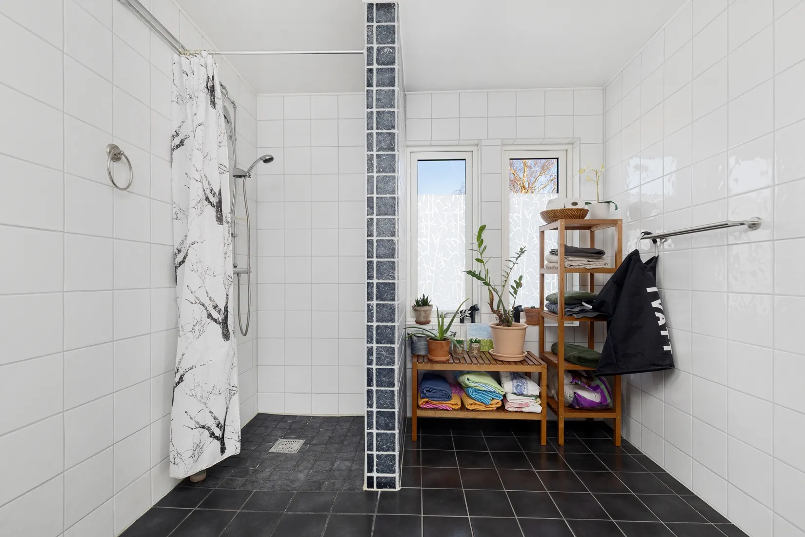 Villa, Blomgårdsvägen 9, Tungelsta, Haninge