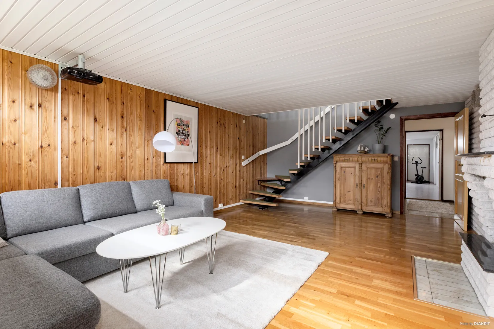 Villa, Nävestagatan 14, Ekeby-Gällersta, Kumla