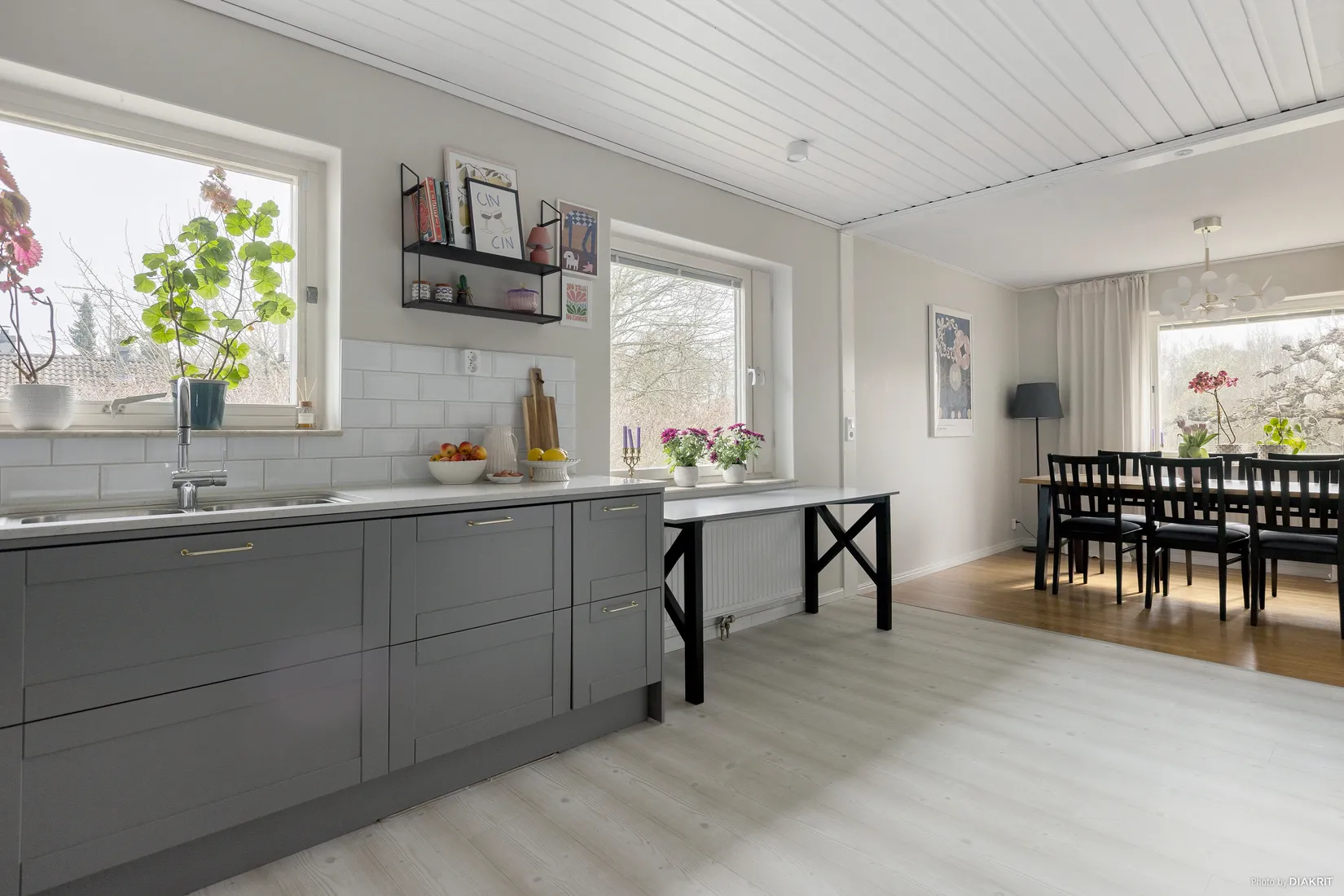 Villa, Nävestagatan 14, Ekeby-Gällersta, Kumla