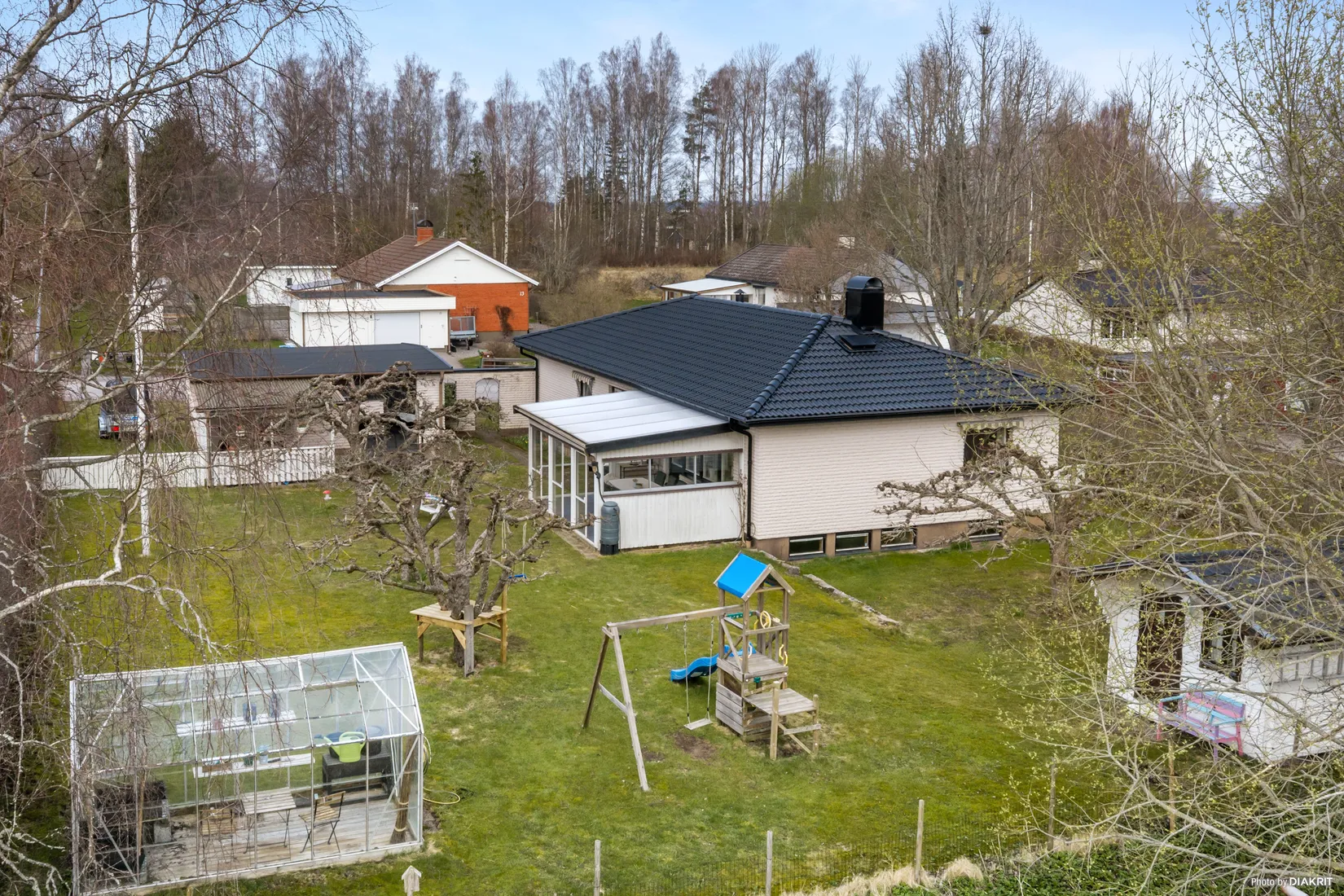 Villa, Nävestagatan 14, Ekeby-Gällersta, Kumla