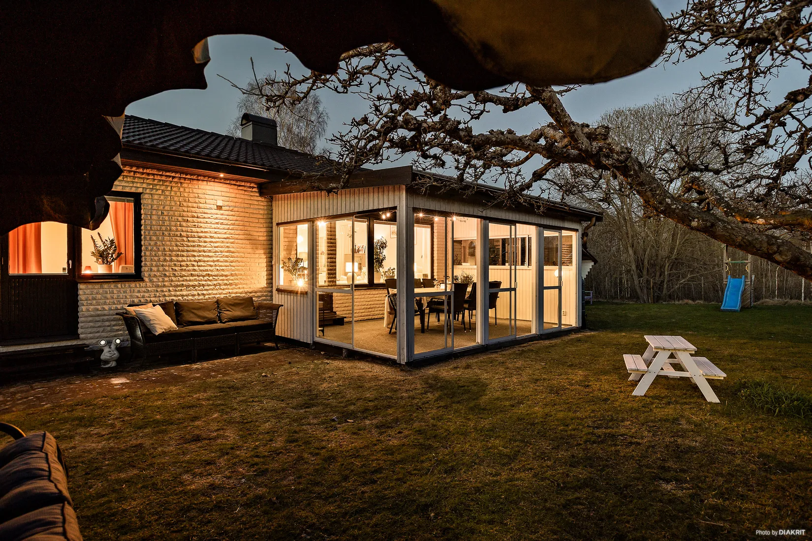 Villa, Nävestagatan 14, Ekeby-Gällersta, Kumla