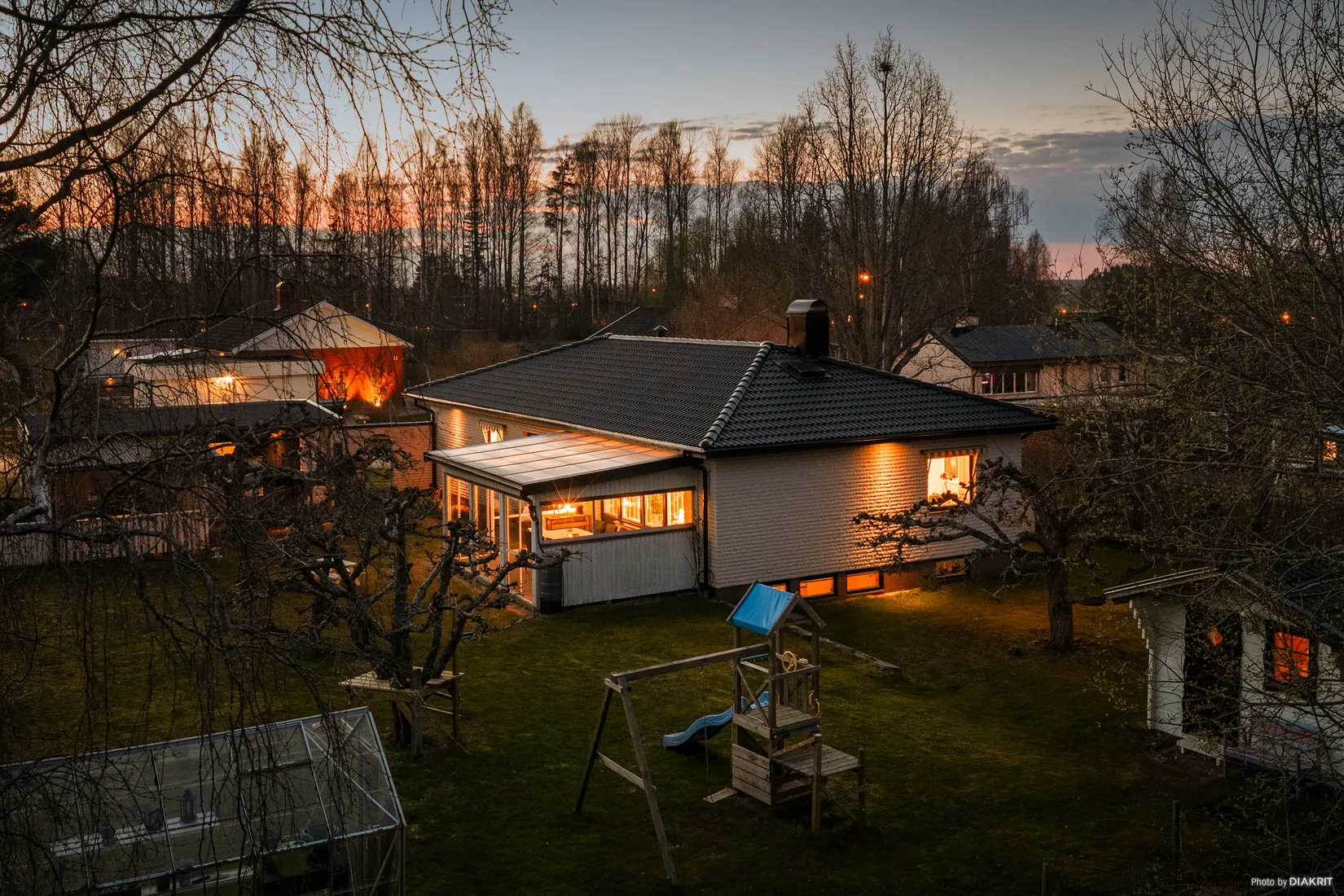 Villa, Nävestagatan 14, Ekeby-Gällersta, Kumla