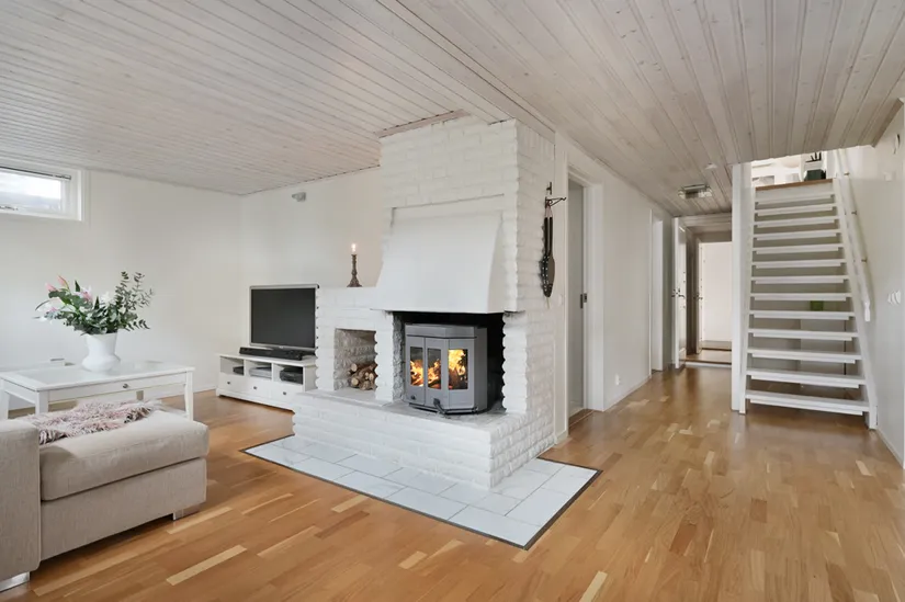 Villa, Sadelvägen 14, Vattmyra, Järfälla