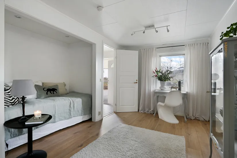 Villa, Sadelvägen 14, Vattmyra, Järfälla