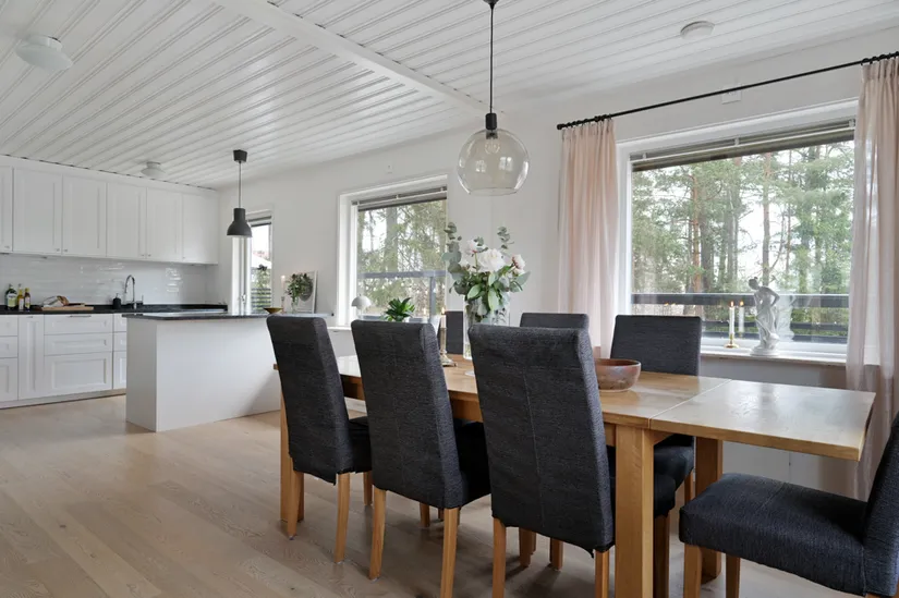 Villa, Sadelvägen 14, Vattmyra, Järfälla