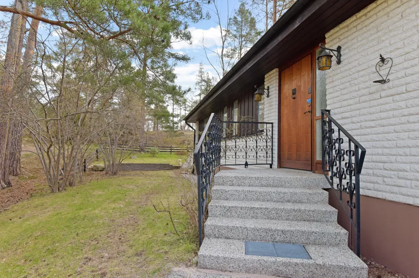 Villa, Sadelvägen 14, Vattmyra, Järfälla