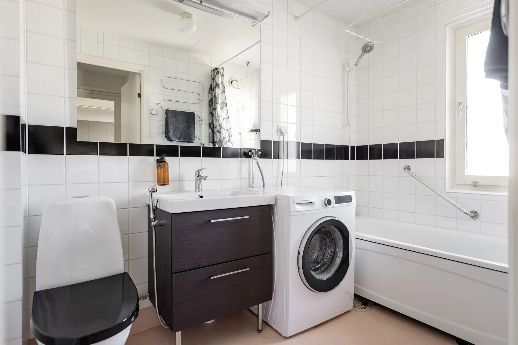 Bostadsrätt, Yrvädersvägen 37, Jakobsberg, Järfälla